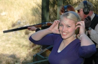  Resoga protegerle los oídos 